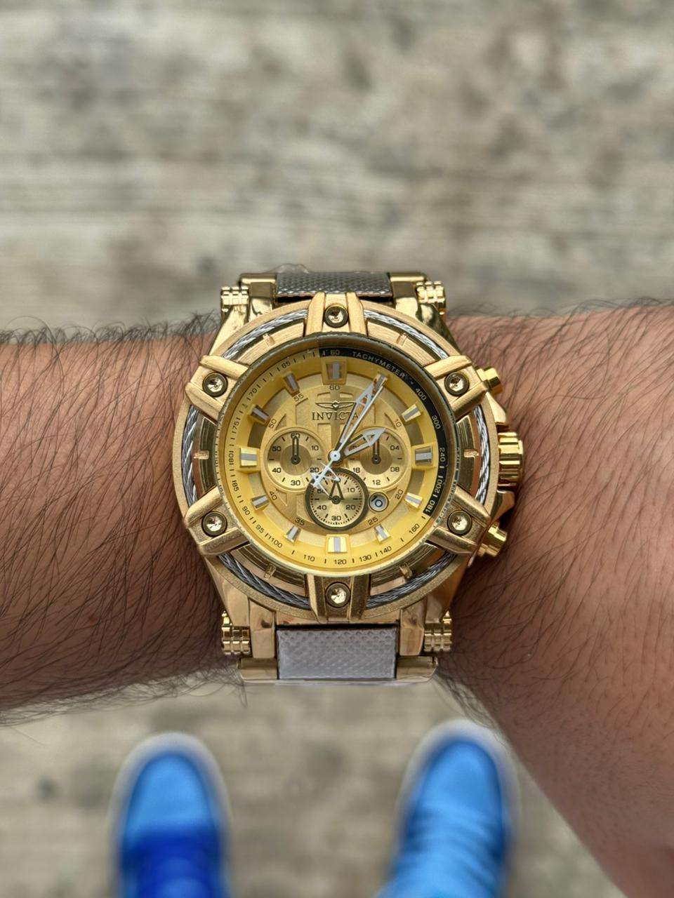 INVICTA 255